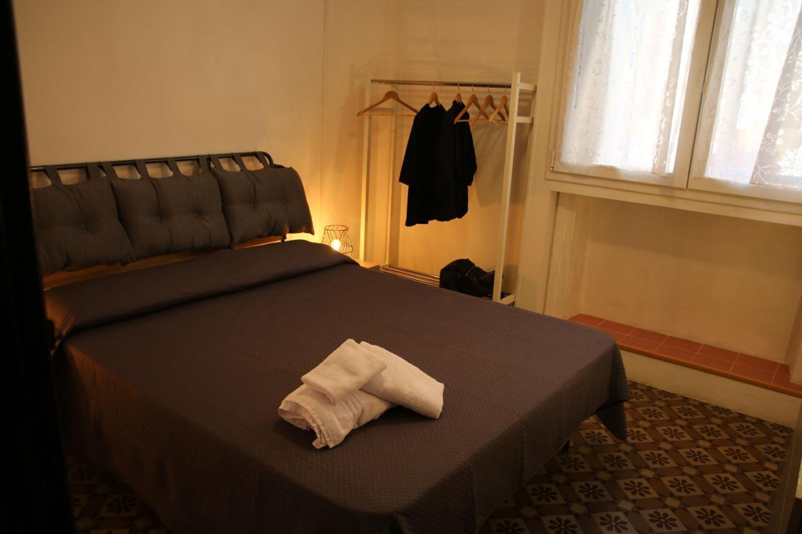 Amira Apartments Trapani Habitación foto